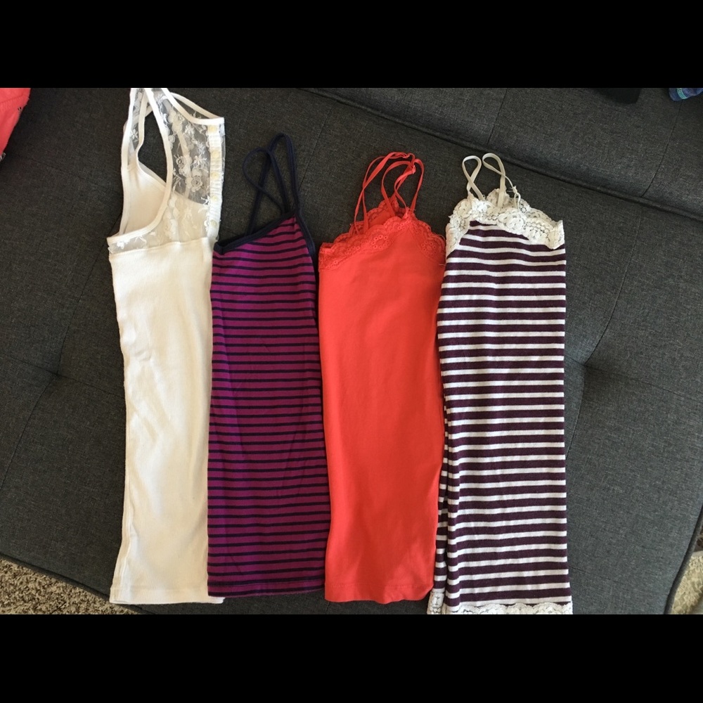 Lot of 4 Women’s Layering Tank Tops -Size Small